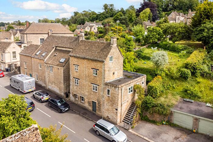 3 Bedroom Detached House For Sale In High Street, Avening, GL8