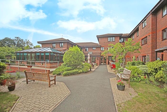 1 Bedroom Apartment For Sale In Knights Lane, Tiddington, Stratford-Upon-Avon, CV37