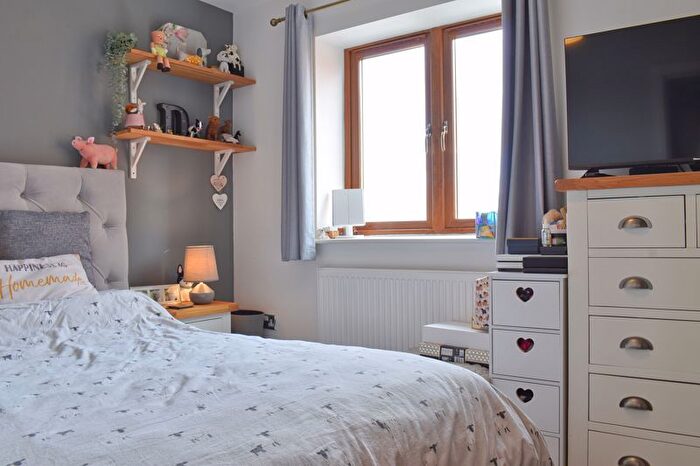 2 Bedroom Semi-Detached House For Sale In Peacocks Launde, Claypole, NG23