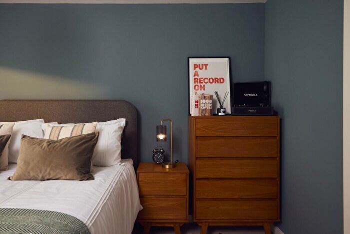 1 Bedroom Apartment To Rent In Chapel Street, Manchester, Greater Manchester, M3