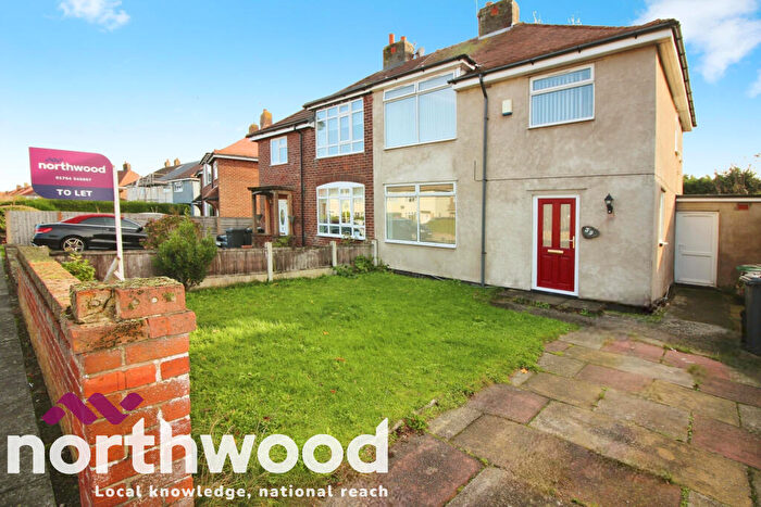 3 Bedroom Semi-Detached House To Rent In Leybourne Avenue, Birkdale, Southport, PR8
