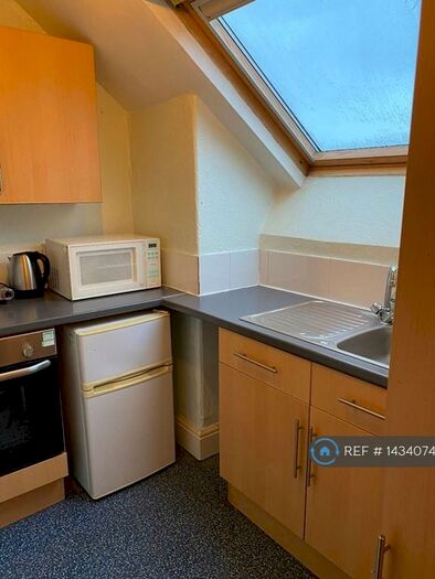 Studio To Rent In Kelvin Buildings, Sheffield, S6