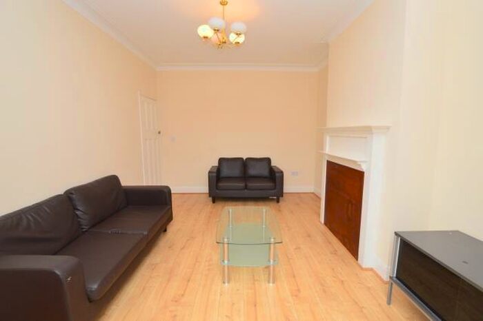 4 Bedroom Terraced House To Rent In Hervey Close, Finchley Central, N3