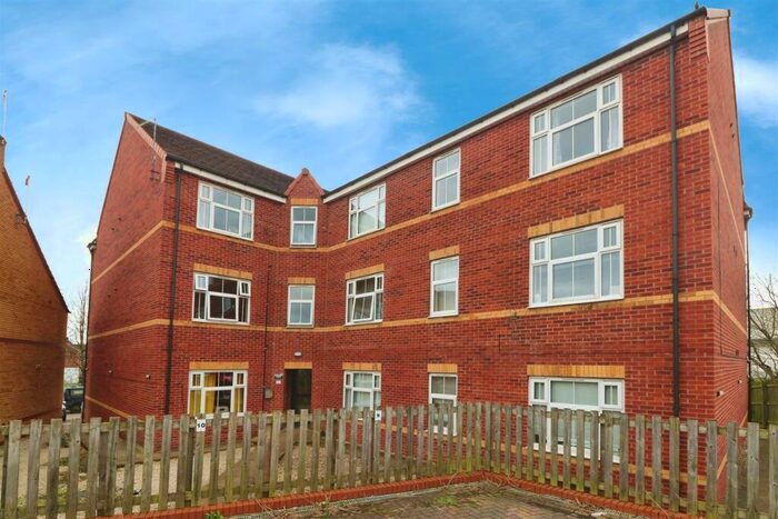 2 Bedroom Apartment For Sale In Stonegate Mews, Balby, Doncaster, DN4