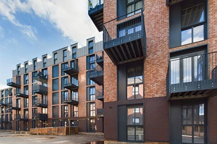 1 Bedroom Flat To Rent In Leigh Street, High Wycombe, HP11