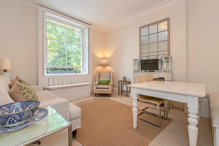 2 Bedroom Flat To Rent In Eccleston Square, London, SW1V