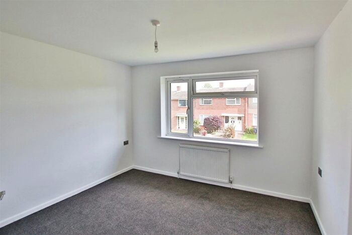 3 Bedroom Terraced House For Sale In Wykeham Field, Wickham, Fareham, PO17