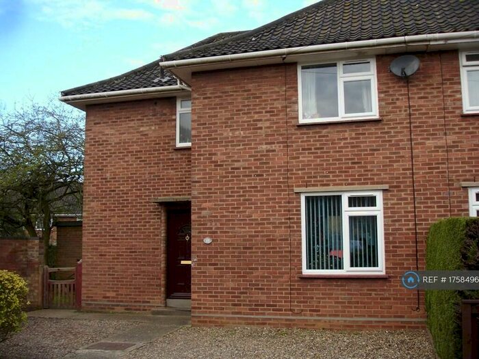 3 Bedroom Semi-Detached House To Rent In Wycliffe Road, Norwich, NR4