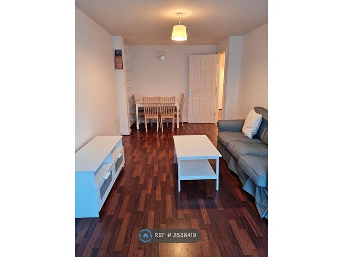 1 Bedroom Flat To Rent In Westferry Road, London, E14
