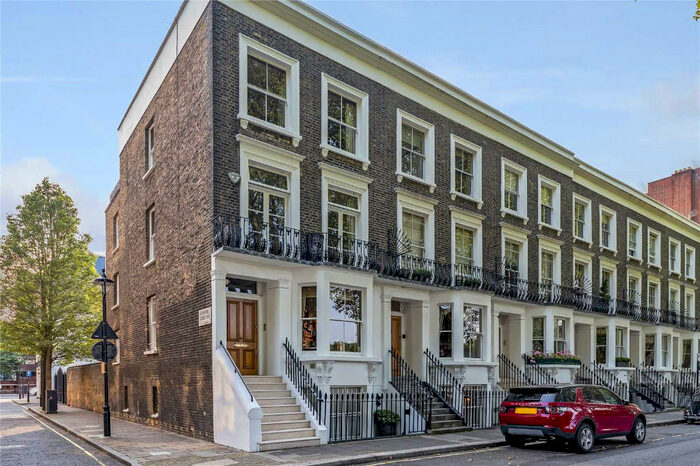 2 Bedroom Apartment To Rent In Clerkenwell Road, London, EC1R