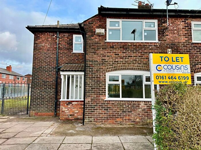 3 Bedroom Semi-Detached House To Rent In Bayswater Avenue, Newton Heath, Manchester, M40