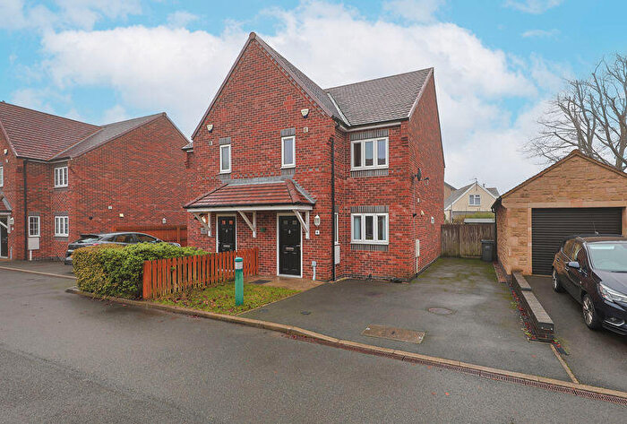 3 Bedroom Semi Detached House For Sale In Boythorpe Crescent, Boythorpe, Chesterfield, S40