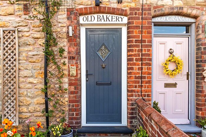 3 Bedroom End Of Terrace House For Sale In Ings Road, Kirton In Lindsey, North Lincolnshire, DN21