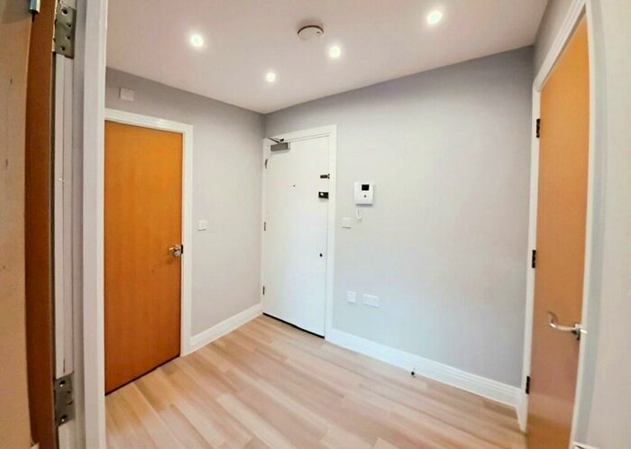 1 Bedroom Flat To Rent In Swingate, Stevenage, Hertfordshire, SG1