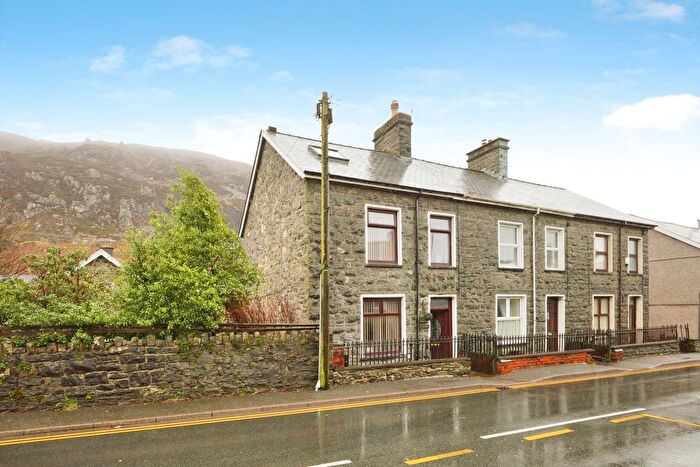 4 Bedroom End Of Terrace House For Sale In Manod Road, Blaenau Ffestiniog, Gwynedd, LL41