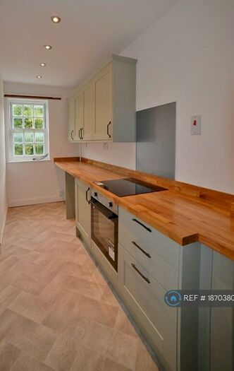 1 Bedroom Flat To Rent In Barrack Road, Northampton, NN2