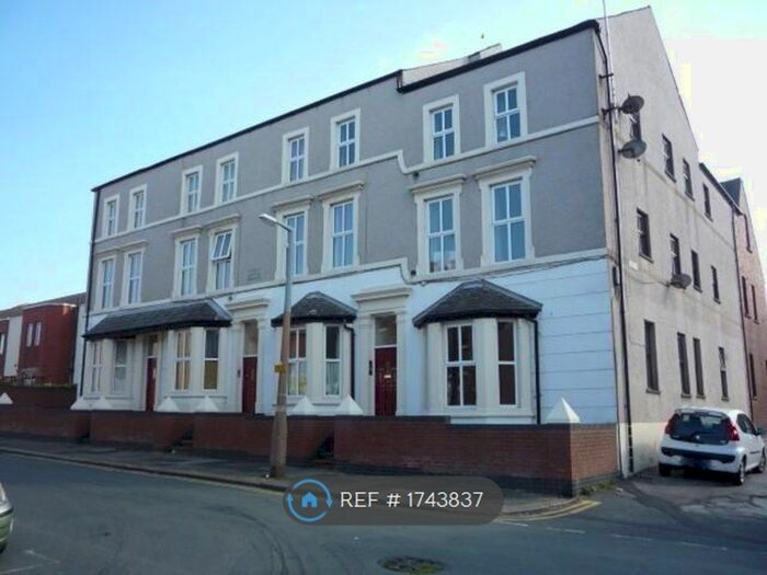 4 Bedroom Flat To Rent In Albert Street, Barrow Furness, LA14