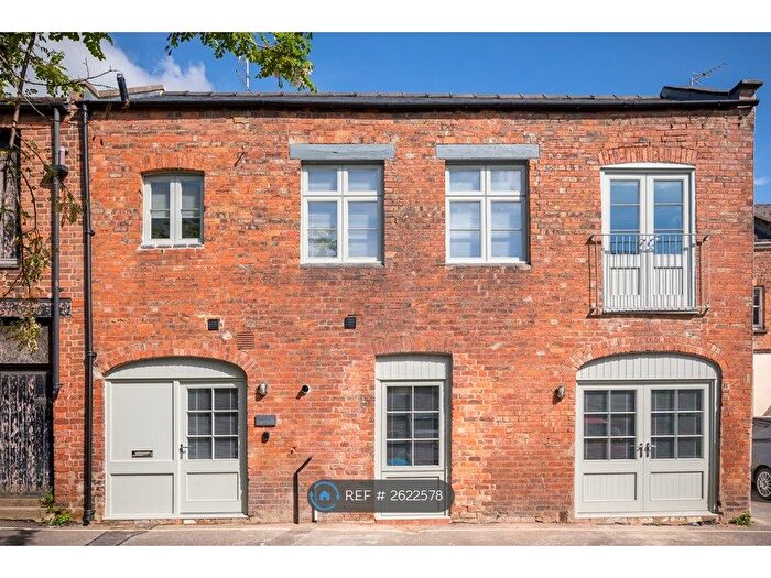 2 Bedroom Detached House To Rent In Oxford Passage, Cheltenham, GL50