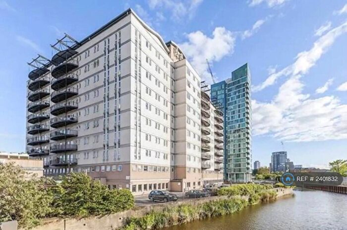 2 Bedroom Flat To Rent In Central House, London, E15