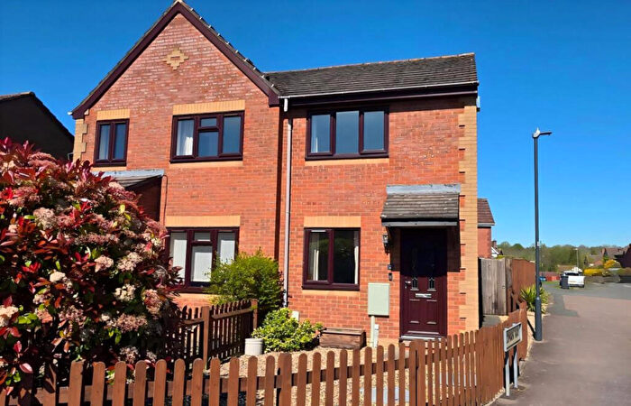2 Bedroom Semi-Detached House For Sale In Flying Fields Road, Southam, CV47