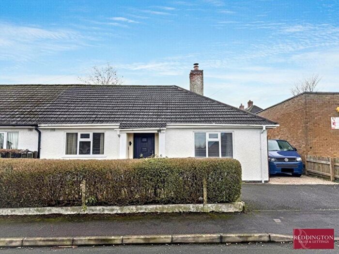 2 Bedroom Semi-Detached Bungalow For Sale In Clover Place, Thringstone, Coalville, LE67