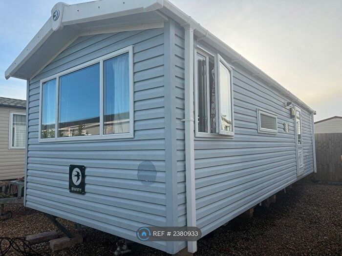 2 Bedroom Mobile/park Home To Rent In Weeping Willows, Cranleigh, GU6