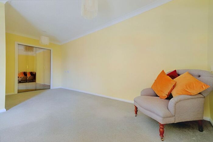 1 Bedroom Flat To Rent In Godfreys Mews, Old Moulsham, Chelmsford, CM2