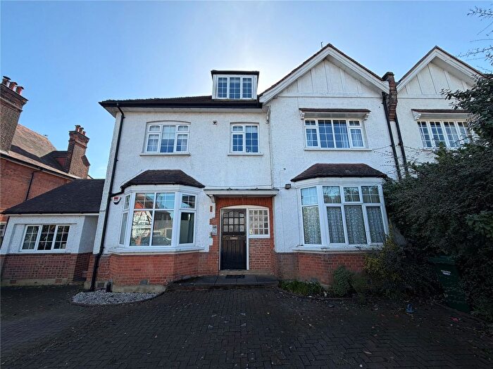 2 Bedroom Flat To Rent In Northumberland Road, New Barnet, Barnet, EN5