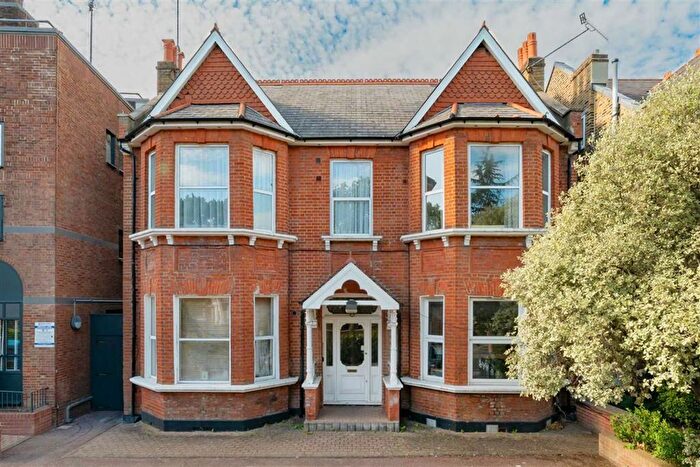 1 Bedroom Flat To Rent In Walm Lane, The Mapesbury, NW2