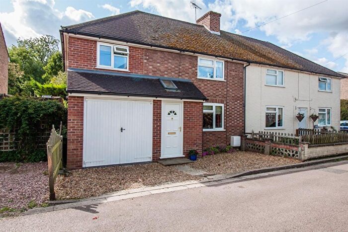 4 Bedroom Semi Detached House For Sale In Manor Close, Harston, Cambridge, CB22