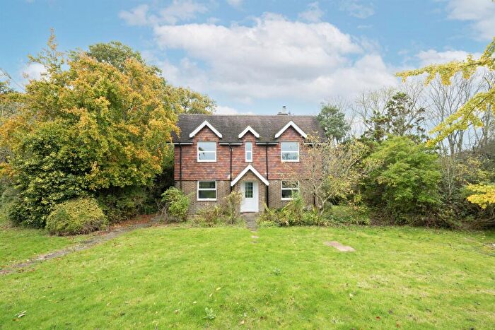 3 Bedroom Detached House To Rent In Denne Park, Horsham, RH13