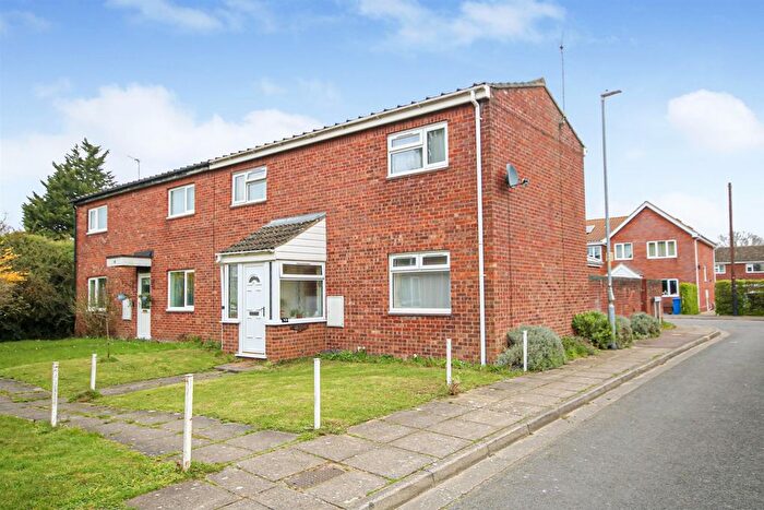 2 Bedroom Semi Detached House For Sale In Venables Close, Norwich, NR1