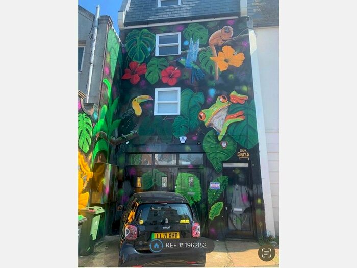 2 Bedroom Flat To Rent In Park Crescent Place, Brighton, BN2