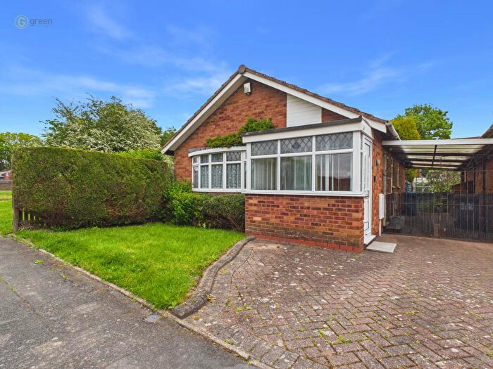 2 Bedroom Detached Bungalow For Sale In Cringlebrook, Tamworth, B77
