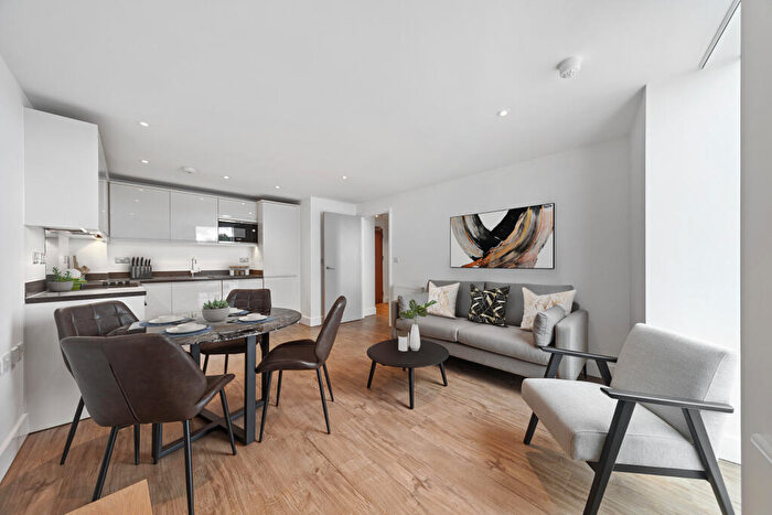 1 Bedroom Apartment To Rent In Station Approach, Epsom, Surrey, KT19