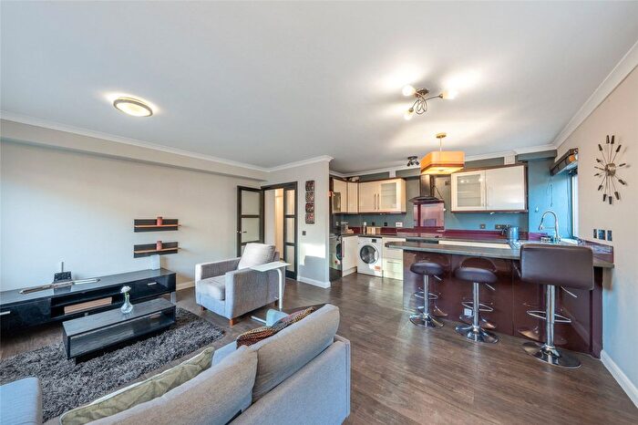 2 Bedroom Flat To Rent In Redcroft, Iverson Road, London, NW6