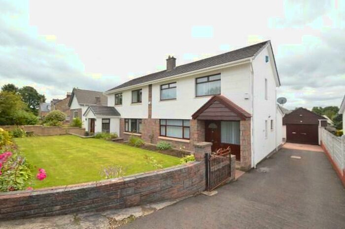 3 Bedroom Semi-Detached House To Rent In Lilybank Avenue, Muirhead, G69