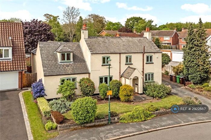 5 Bedroom Detached House To Rent In Village Road, Nottingham, NG11