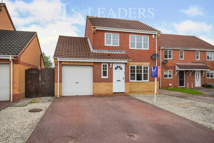 3 Bedroom Detached House To Rent In Maidens Close, Norwich, NR7