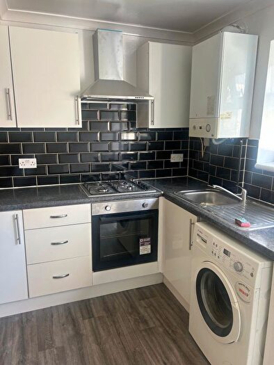 2 Bedroom Flat To Rent In St. Albans Road, Seven Kings, Ilford, IG3