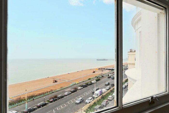 3 Bedroom Flat To Rent In Clarendon Terrace, Brighton, BN2