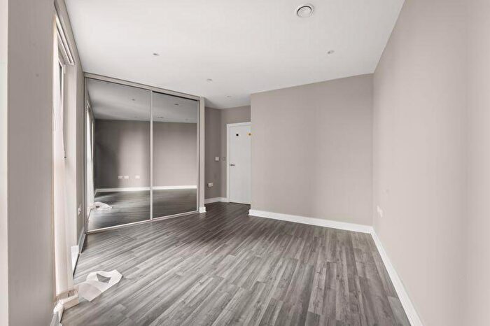 1 Bedroom Flat To Rent In Venice House, Hatton Road, Wembley, HA0