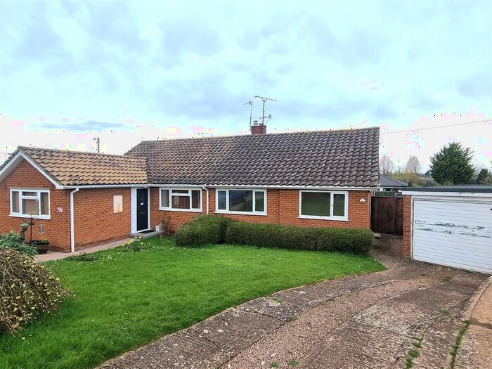 2 Bedroom Semi-Detached Bungalow To Rent In The Woodlands, Ryall, Upton Upon Severn, WR8