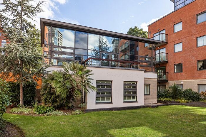 3 Bedroom Detached House To Rent In Neile House, Montaigne Close, London, SW1P