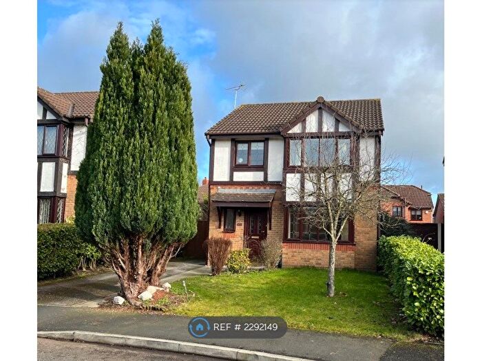 3 Bedroom Detached House To Rent In Matlock Close, Great Sankey, Warrington, WA5