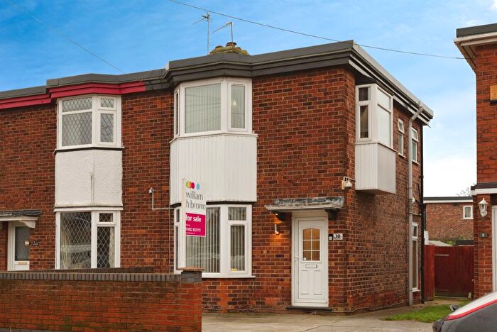 3 Bedroom Semi-Detached House For Sale In Malvern Road, Hull, HU5