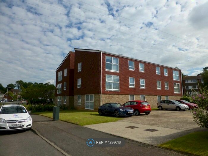 2 Bedroom Flat To Rent In Brambley Crescent, Folkestone CT20