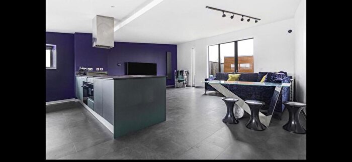 Studio To Rent In Christ's Lane, Cambridge, CB1