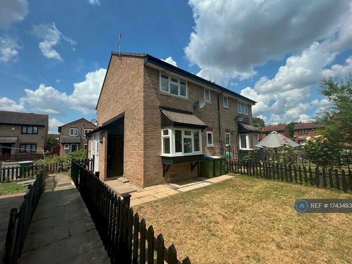 1 Bedroom Semi-Detached House To Rent In Plympton Close, Belvedere, DA17