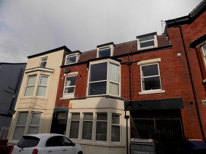 1 Bedroom Flat To Rent In Banks Street, Blackpool, FY1